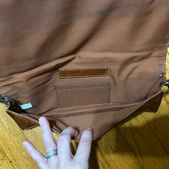 Wilsons Vtg Leather Brown Gem Embroidered Embellished Arm Clutch Fold Over Bag - Picture 9 of 13